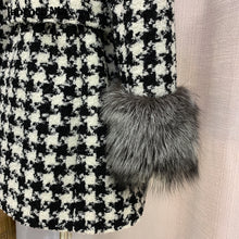 Load image into Gallery viewer, Women Winter New Wool Coat Fox Sleeve Long Real Fox Fur Jacket Warm Overcoat