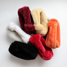 Load image into Gallery viewer, 2022 New Fashion Knot Bag Sheepskin Fur Hand Bag Lady Real Lamb Fur Knotted Winter Fairy Handbag Wool 4398