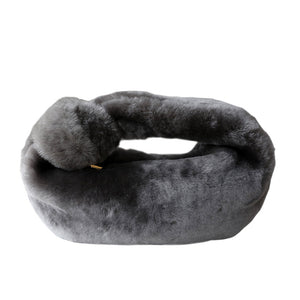 2022 New Fashion Knot Bag Sheepskin Fur Hand Bag Lady Real Lamb Fur Knotted Winter Fairy Handbag Wool 4398