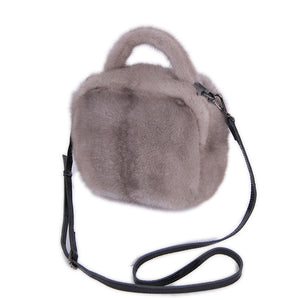 Lady Fashion Shoulder Bags Spring  Winter Genuine Mink Fur Messenger Bag Top Quality Natural Fur Handbags 8844