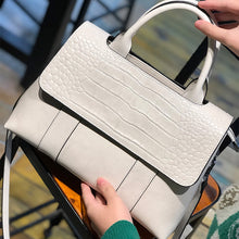 Load image into Gallery viewer, Lady Large Capacity Messenger Bag Leather Handbag Embossing Printed Shoulder Bags Women Tote 4364