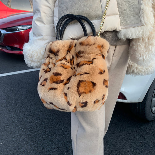 2022 New Lady Real Rex Rabbit Fur Handbag Bag Luxury Soft Fur Messenger Bag Large Capacity Totes Warm Shoulder Bag 7954