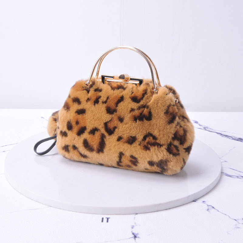 2022 New Luxury Leopard Rex Rabbit Fur Messenger Bag for Women Fashion Elegant Purse Clip Purse Bag Chain Crossbody Bag 8801