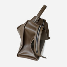 Load image into Gallery viewer, Genuine Leather Bags Women Shoulder Crossbody Large Capacity Lady Hand Bags Tote 2022 Spring Autumn 4395