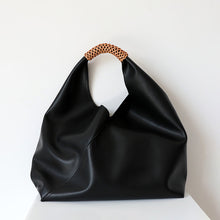 Load image into Gallery viewer, Women Big Capacity Leather Bags Fashion Handbags Totes Lady Genuine Leather Underarm Bags 4401