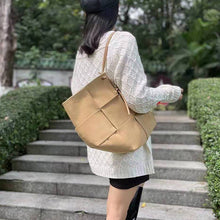 Load image into Gallery viewer, Lady Stylish Leather Bags 2022 New Women Cow Nubuck Leather Large Capacity Tote Shoulder Bags 4354