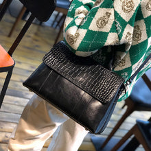 Load image into Gallery viewer, Lady Large Capacity Messenger Bag Leather Handbag Embossing Printed Shoulder Bags Women Tote 4364